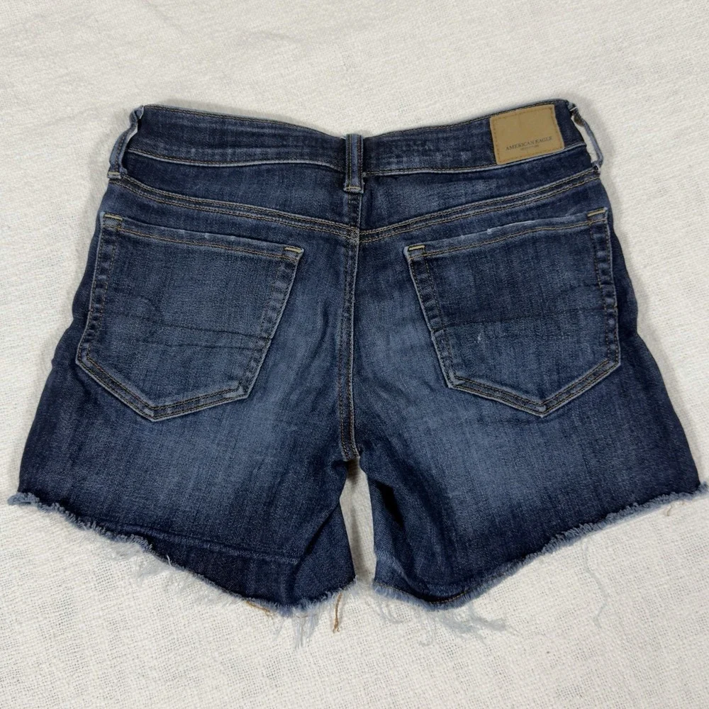 American‎ Eagle Next Level Stretch Midi Distressed Blue Jean Shorts Size 2 Dark